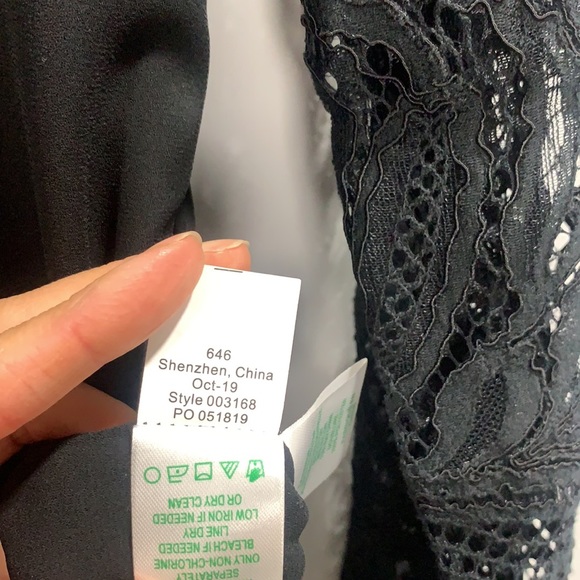 New Lilly Pulitzer Keegan Top in XS - Picture 7 of 8